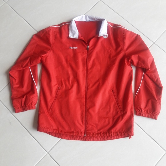 Reebok Other - Reebok Red Front Zipper Wind/Rain Coat Size XLarge Reebok Other - Reebok Red Front Zipper Wind/Rain Coat Size XLarge